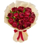 Букет из 17 бордовых пионов